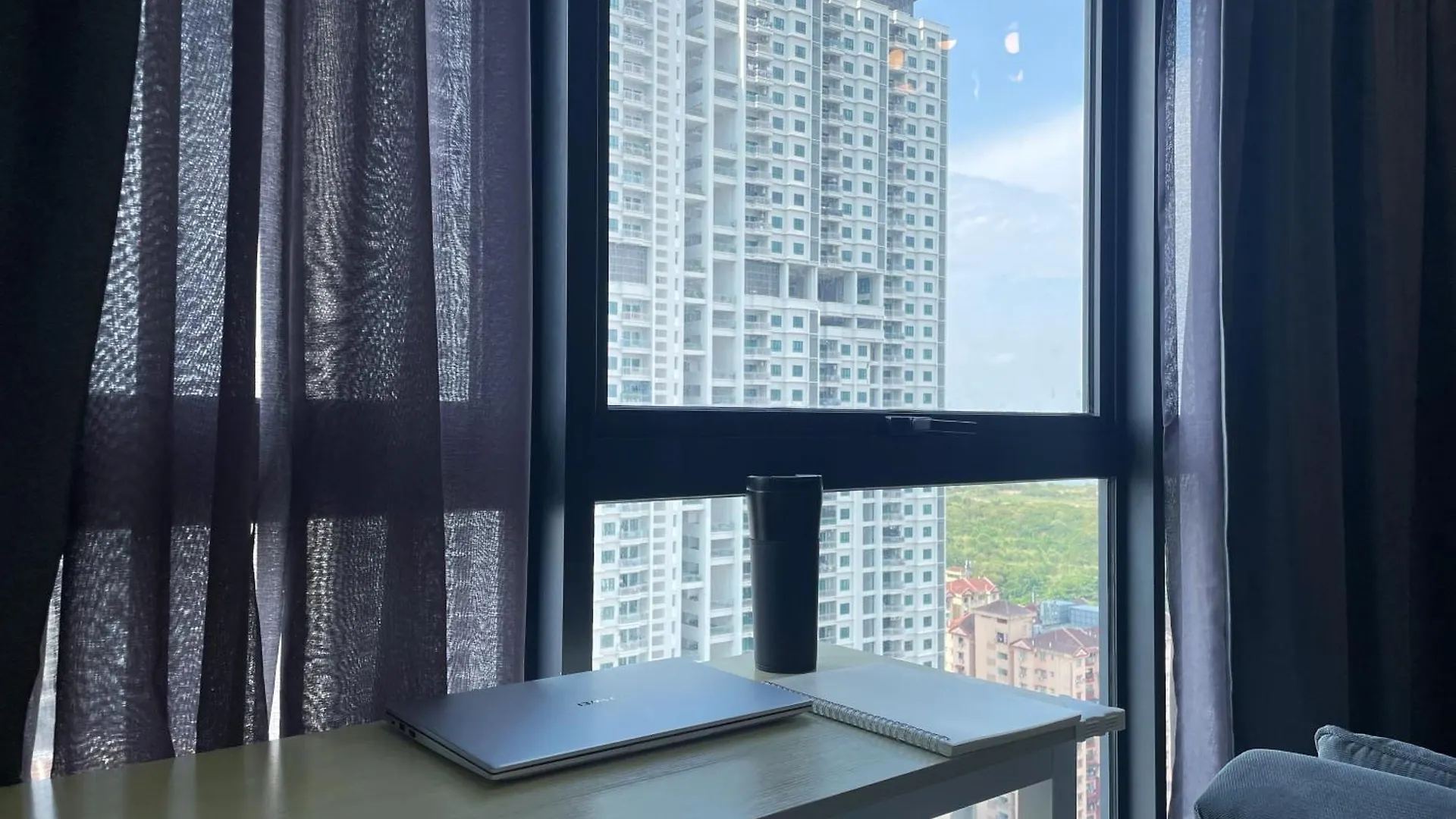 2 Carpark 3R2B 12 Pax City View Condominium 23A Jelutong Malaysia