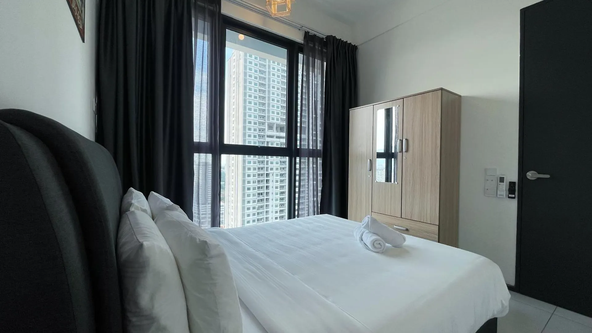 Apartment 2 Carpark 3R2B 12 Pax City View Condominium 23A Jelutong